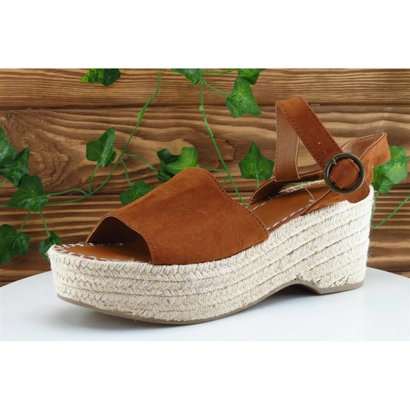 Universal Thread Sz 10 M Brown Ankle Strap Leather Women Sandals - Picture 1 of 8